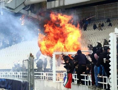 «Μπουρλότο» στο ελληνικό ποδόσφαιρο και επαναφορά της απειλής του Grexit - Οι λόγοι που φέρνουν την διεθνή απομόνωση